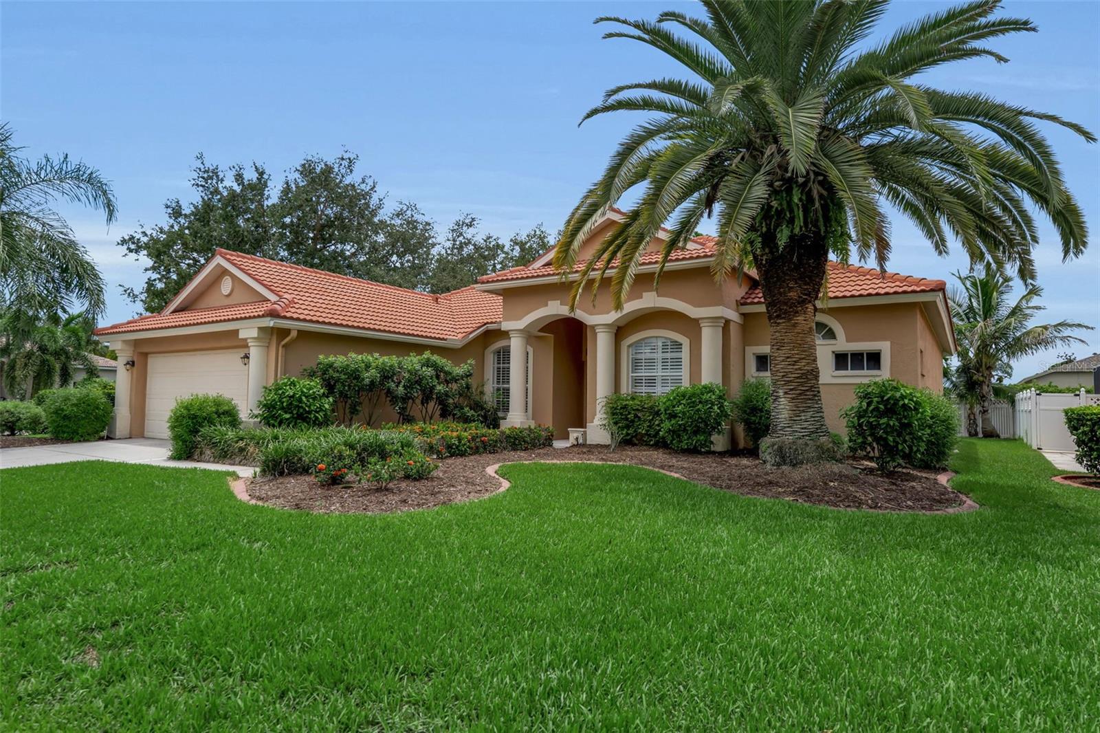 1036 OAK MEADOW LN — photo 2