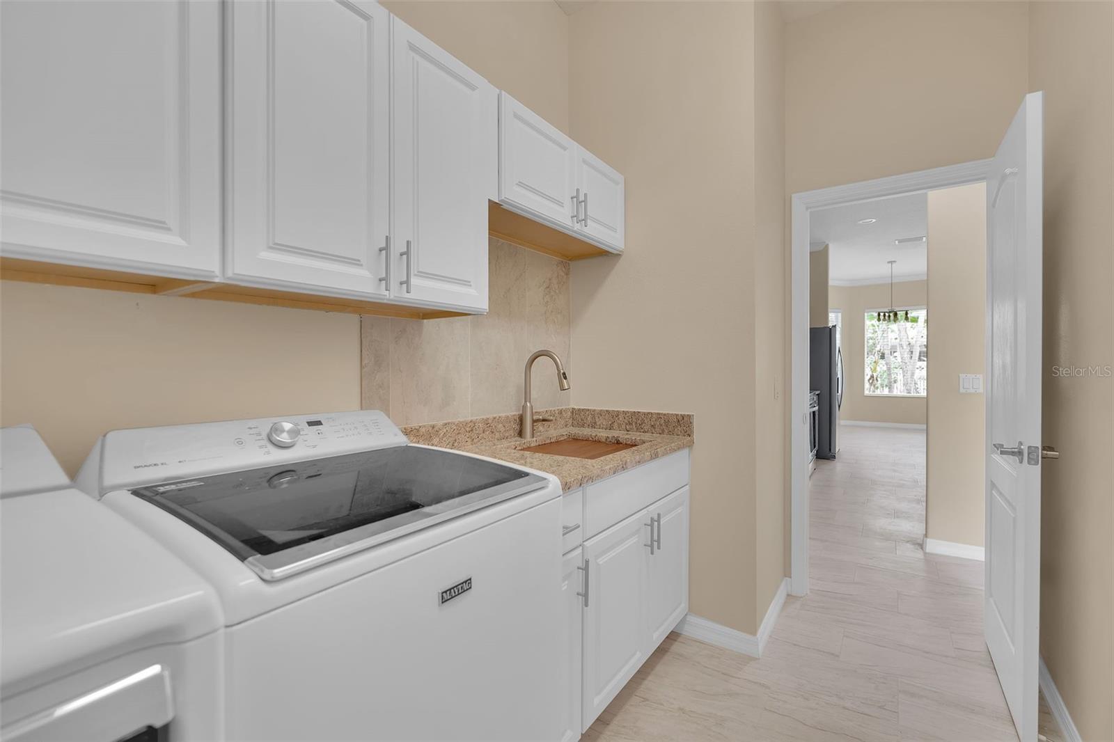 1036 OAK MEADOW LN — photo 40