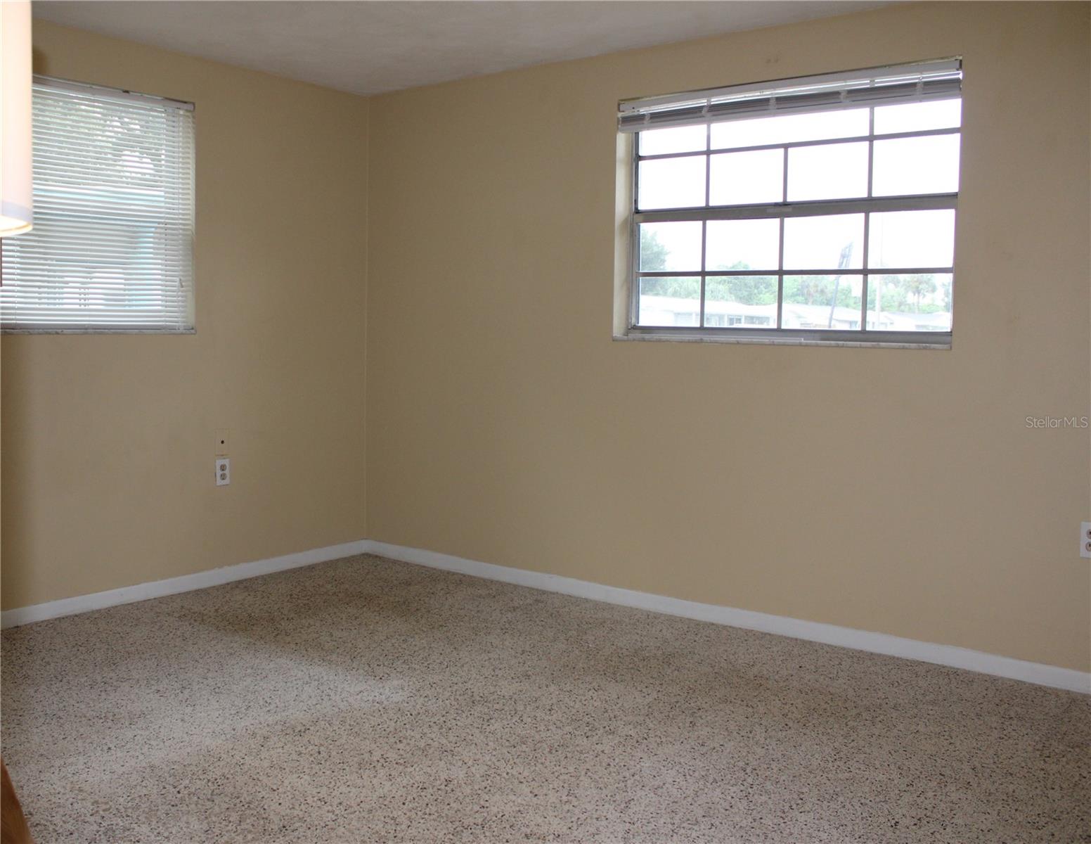 4619 IRENE LOOP — photo 11