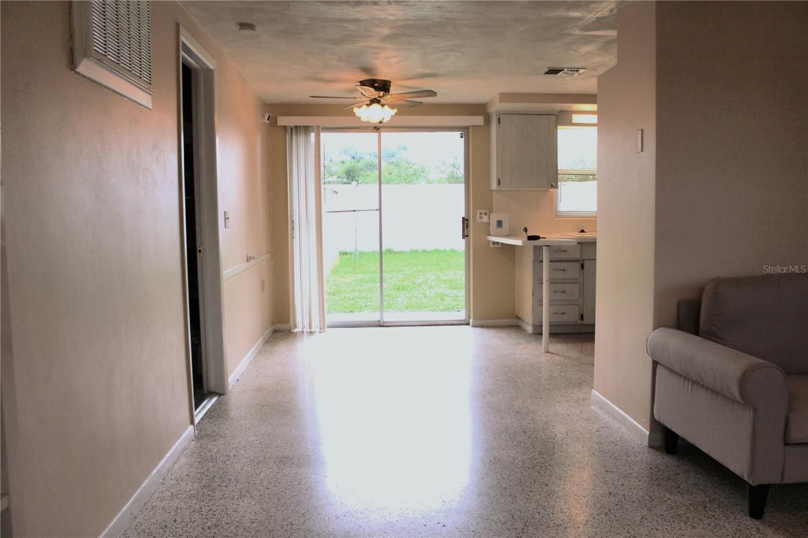 4619 IRENE LOOP — photo 12