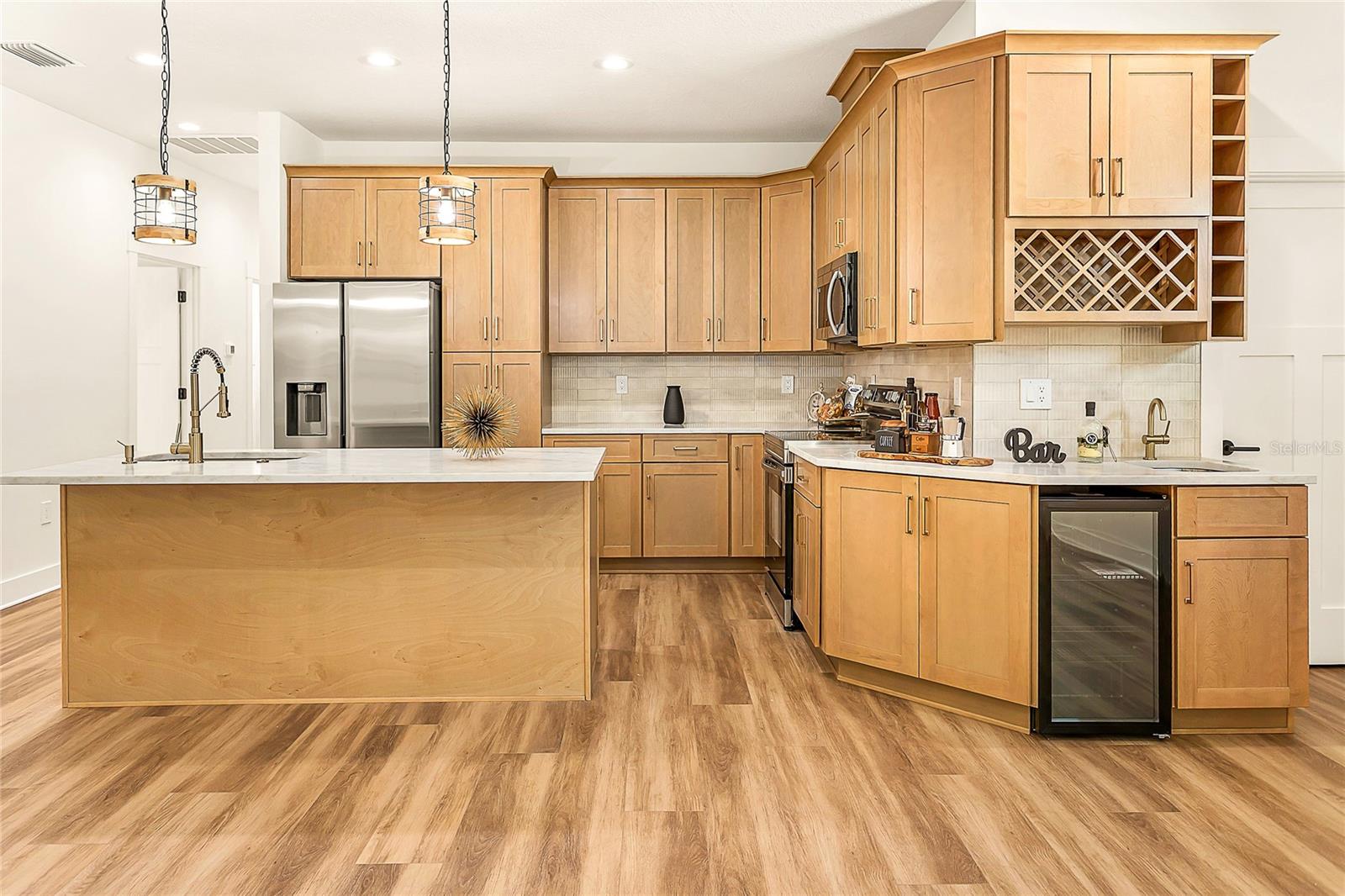 2922 W GIDDENS AVE — photo 5