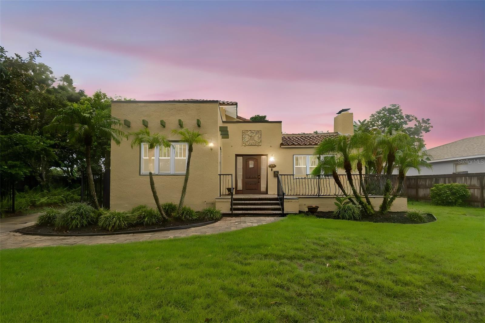2518 GRANADA CIR E — photo 46