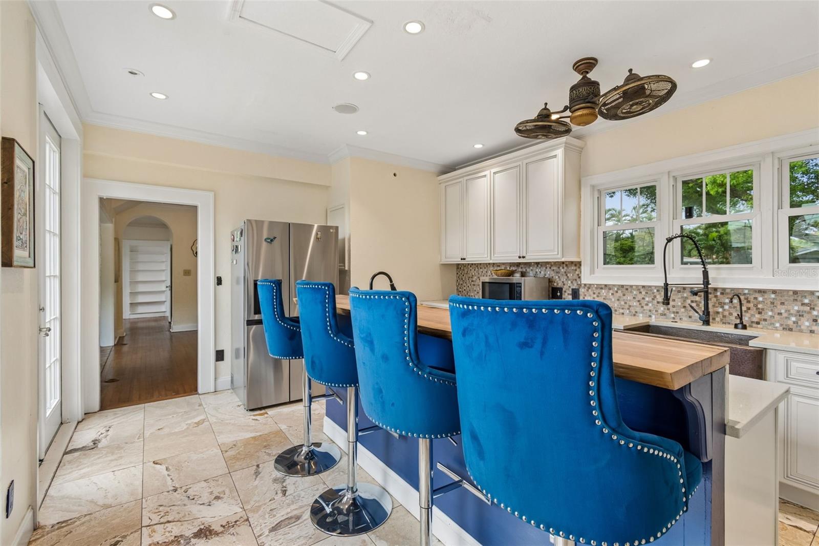 2518 GRANADA CIR E — photo 29