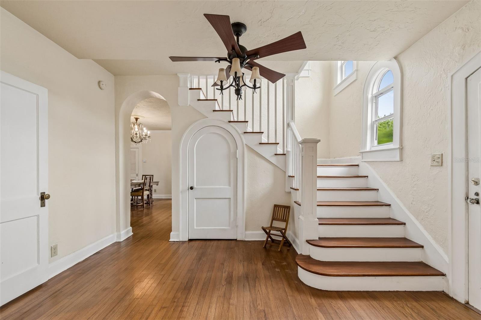 2518 GRANADA CIR E — photo 32
