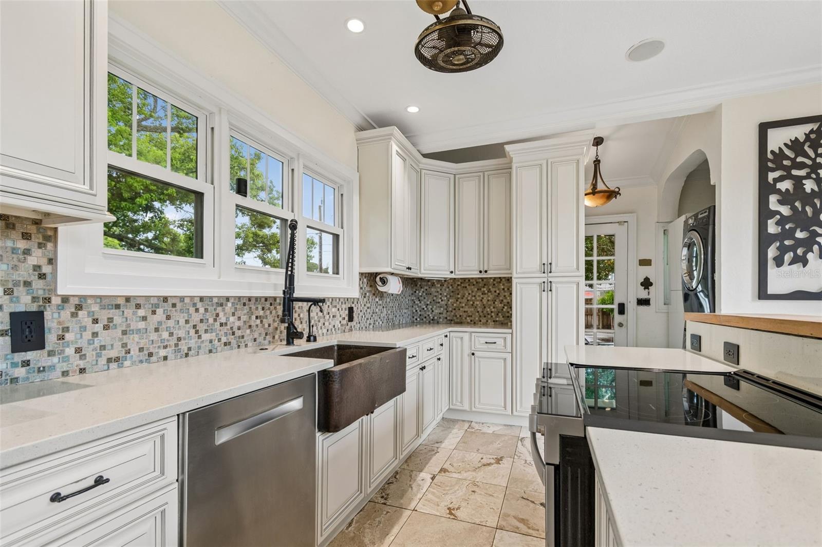 2518 GRANADA CIR E — photo 30