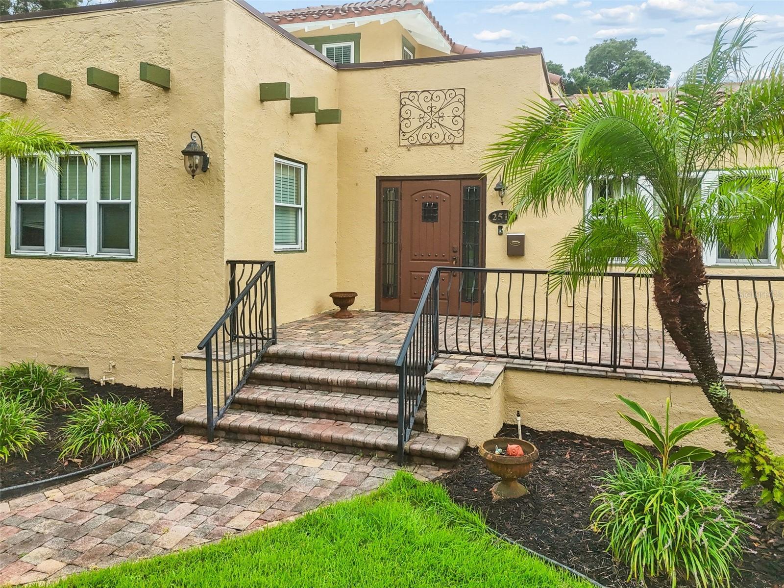 2518 GRANADA CIR E — photo 11