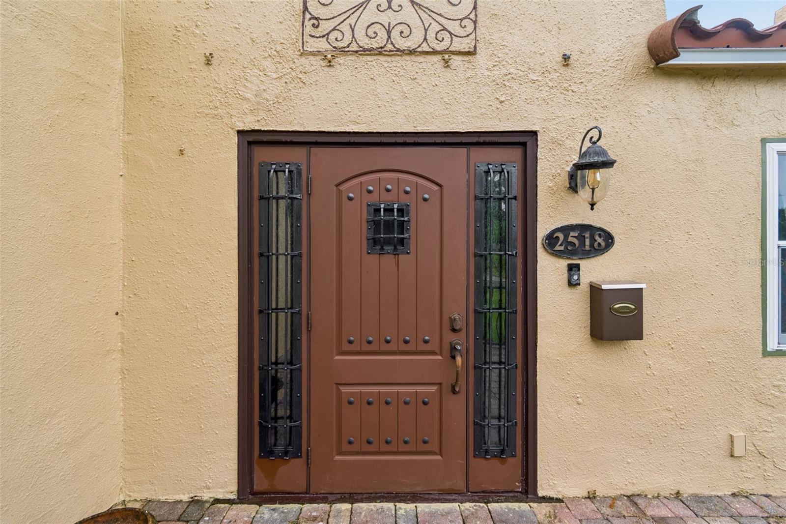 2518 GRANADA CIR E — photo 12