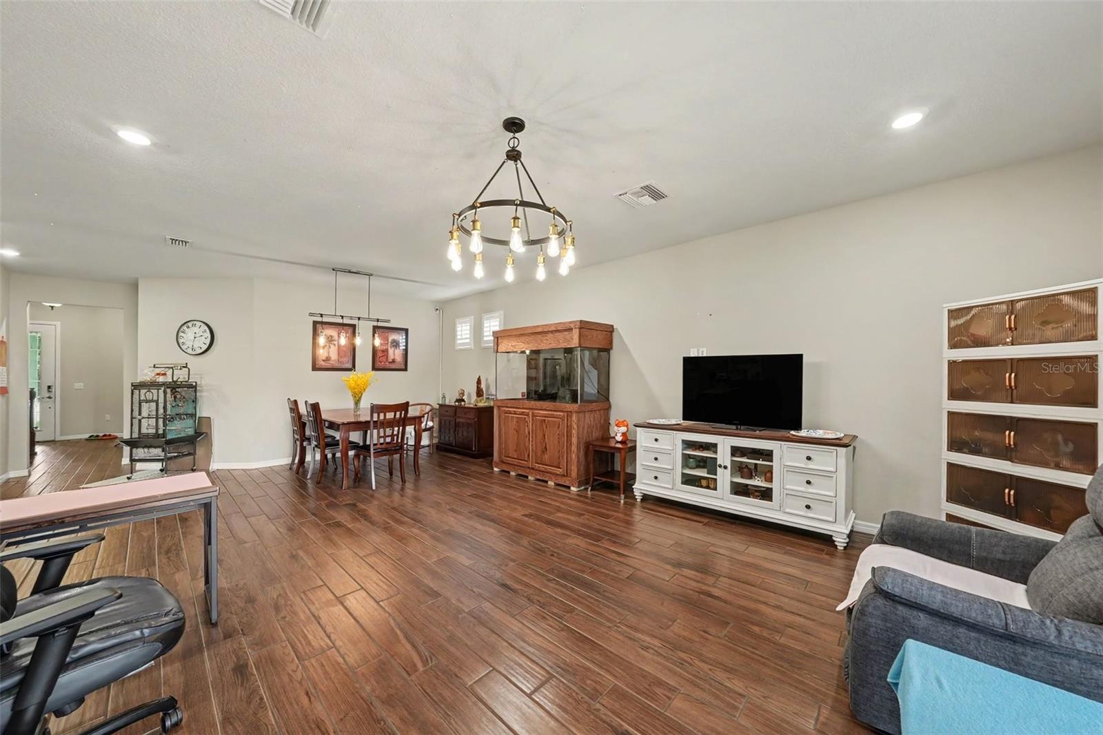 12890 PAYTON ST — photo 14