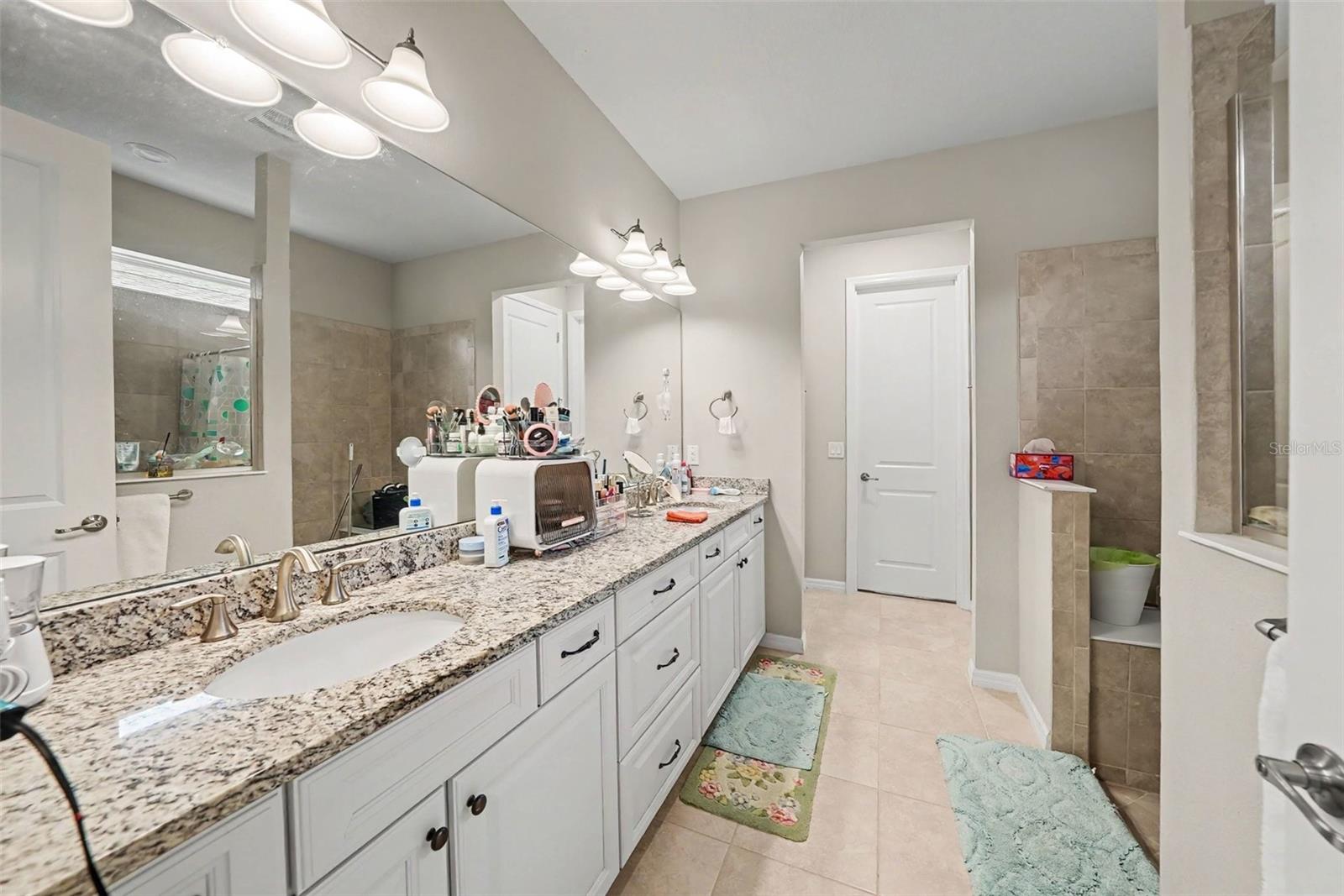 12890 PAYTON ST — photo 26