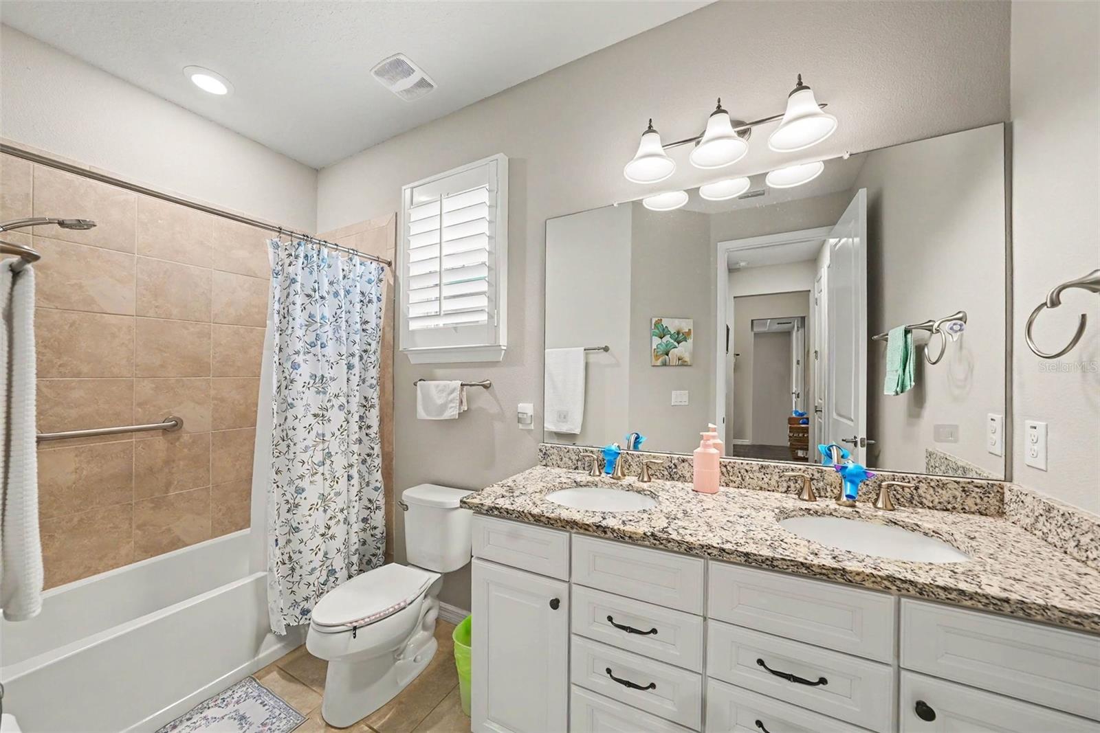 12890 PAYTON ST — photo 29