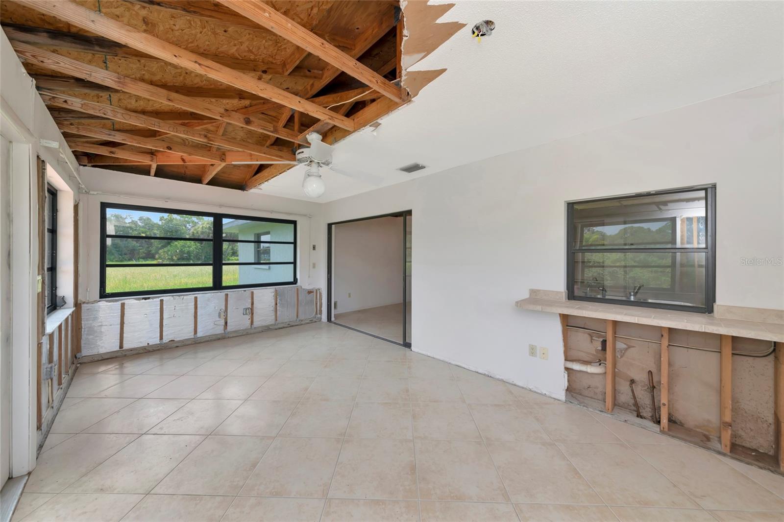 11910 SARAGOSSA LN — photo 13