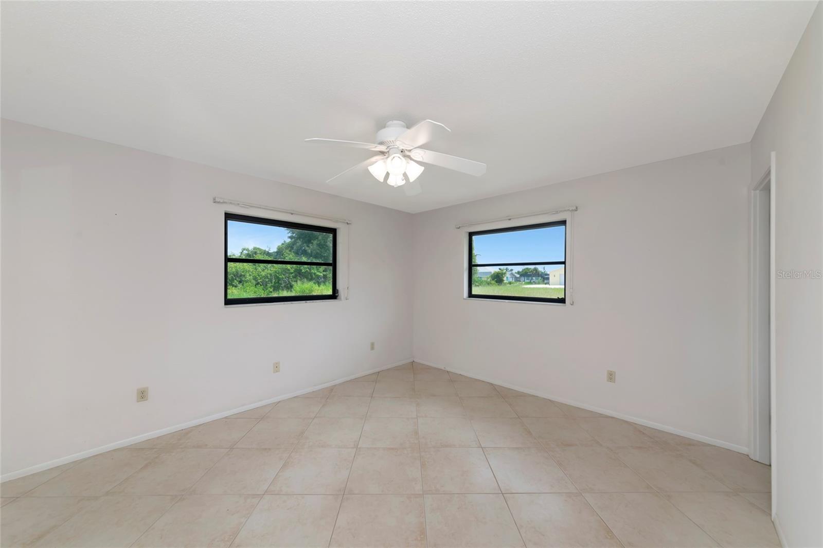 11910 SARAGOSSA LN — photo 18