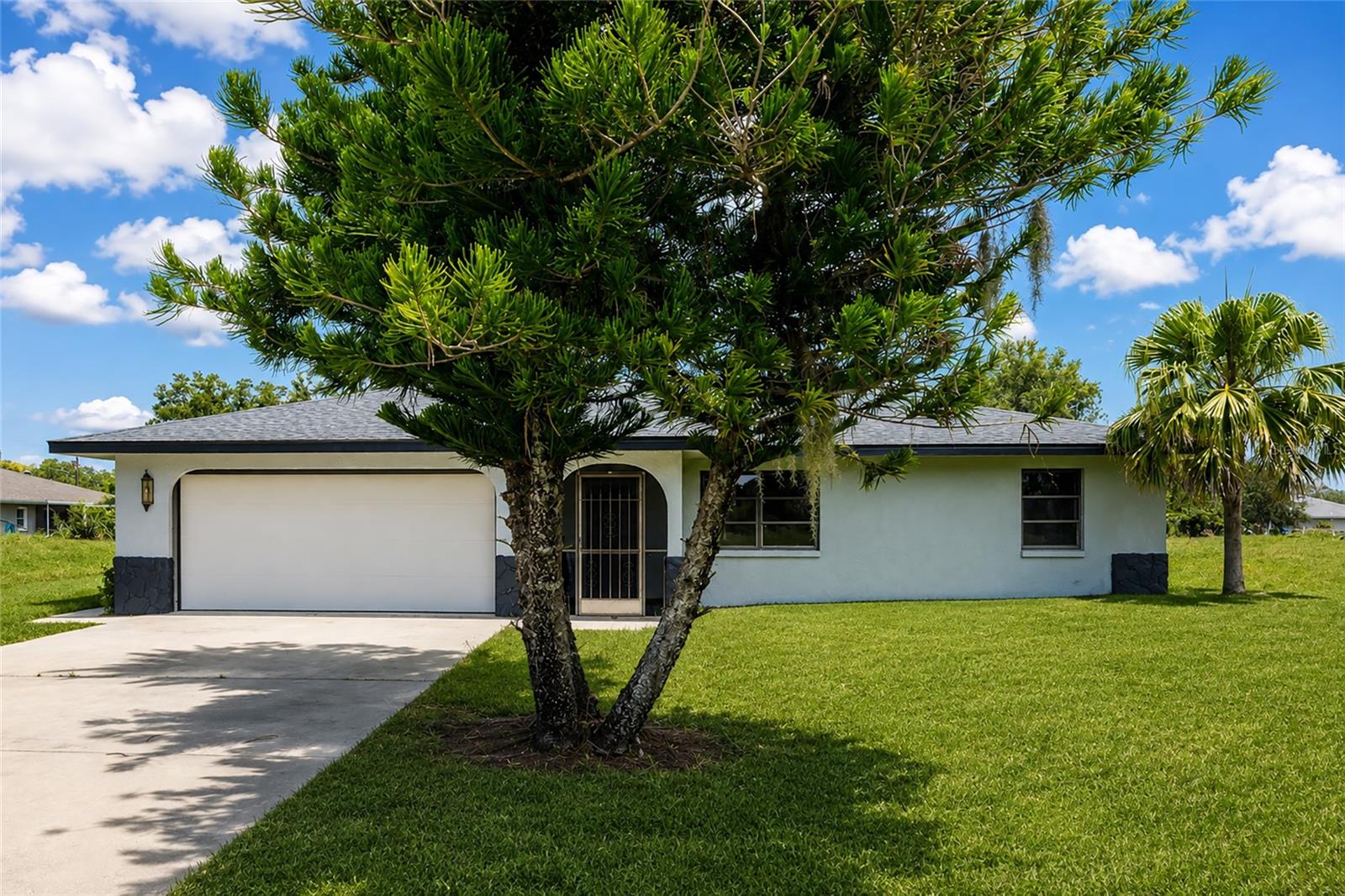 11910 SARAGOSSA LN — photo 30