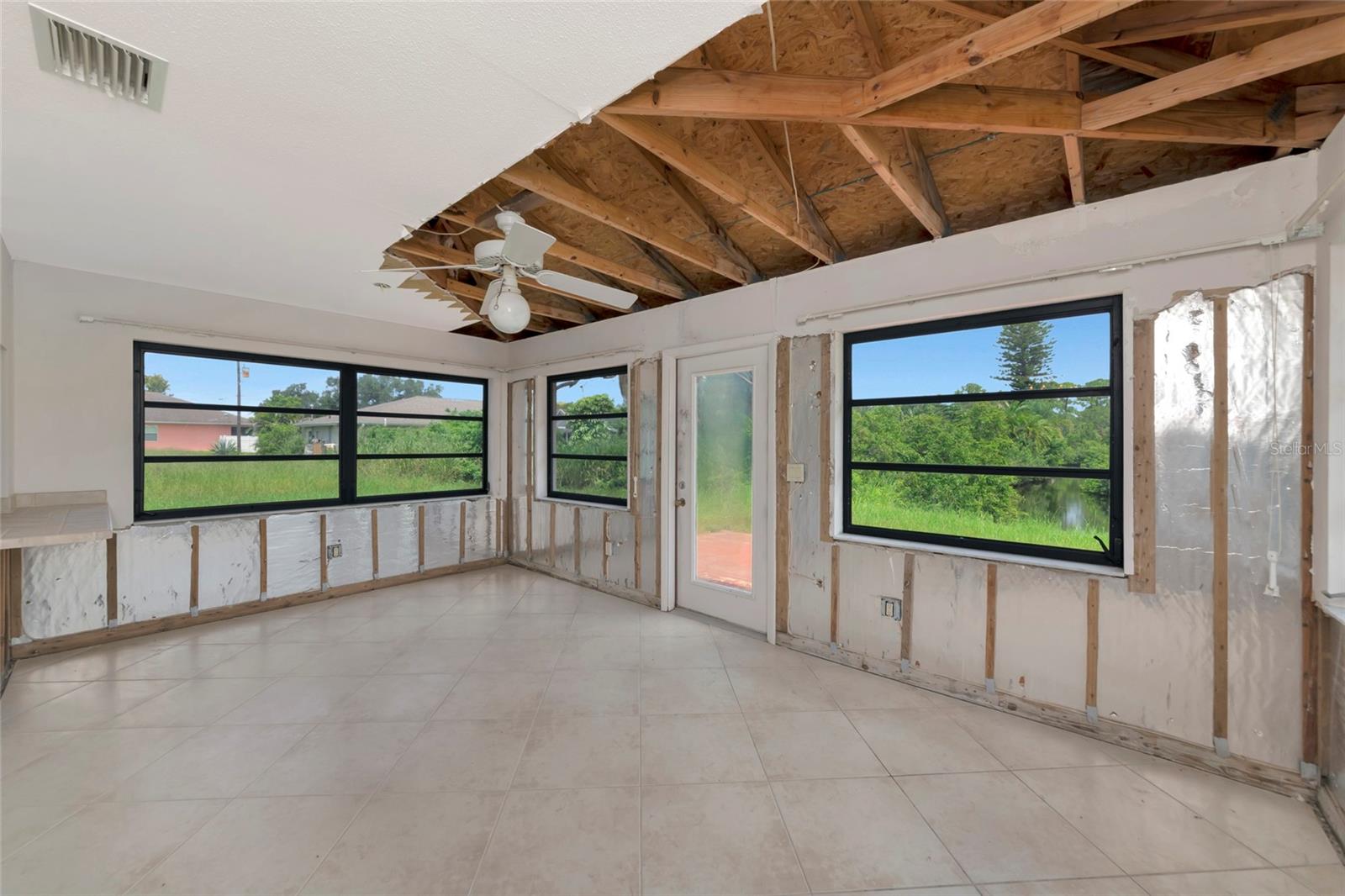 11910 SARAGOSSA LN — photo 15