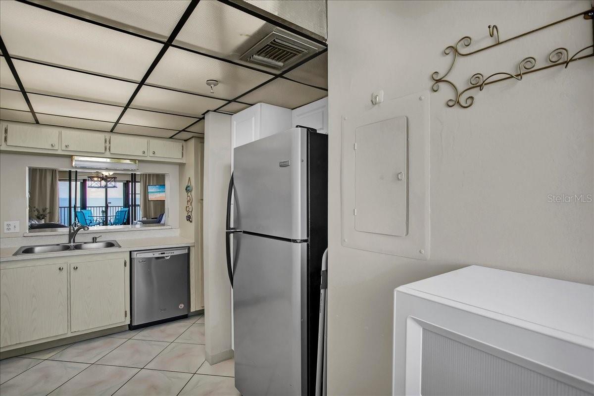 15462 GULF BLVD #903 — photo 22