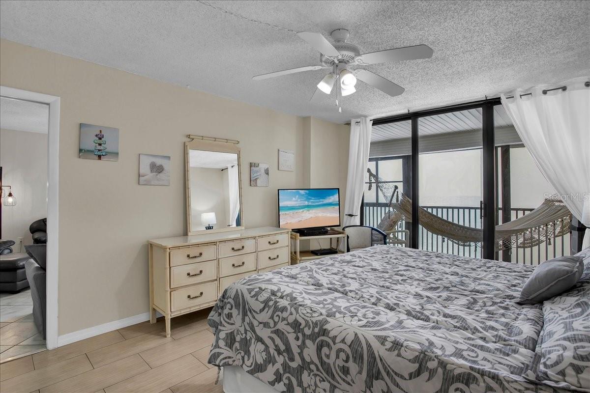 15462 GULF BLVD #903 — photo 29