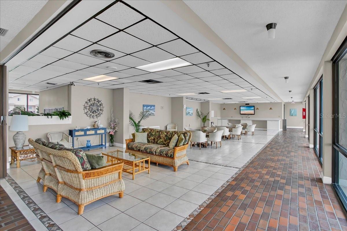 15462 GULF BLVD #903 — photo 46
