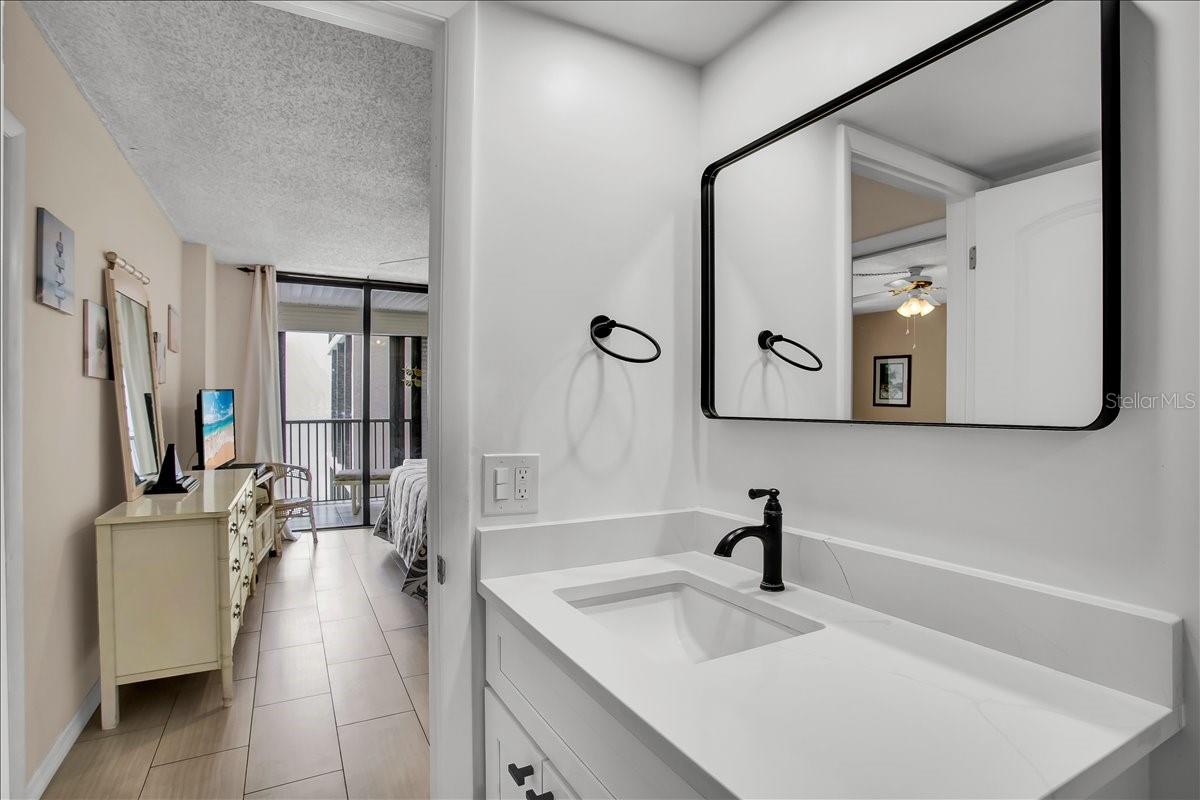 15462 GULF BLVD #903 — photo 31