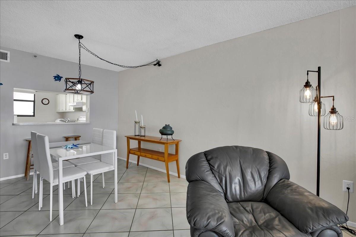 15462 GULF BLVD #903 — photo 12
