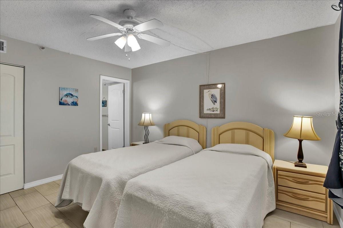 15462 GULF BLVD #903 — photo 37