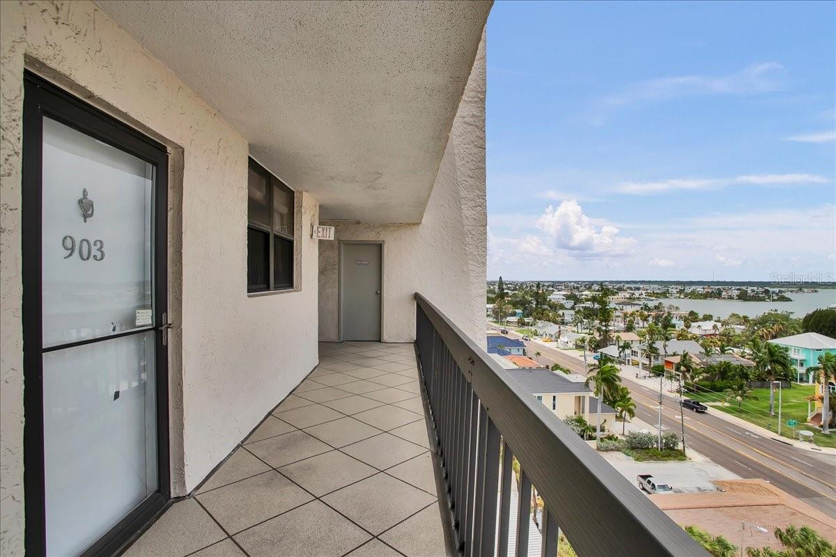 15462 GULF BLVD #903 — photo 39