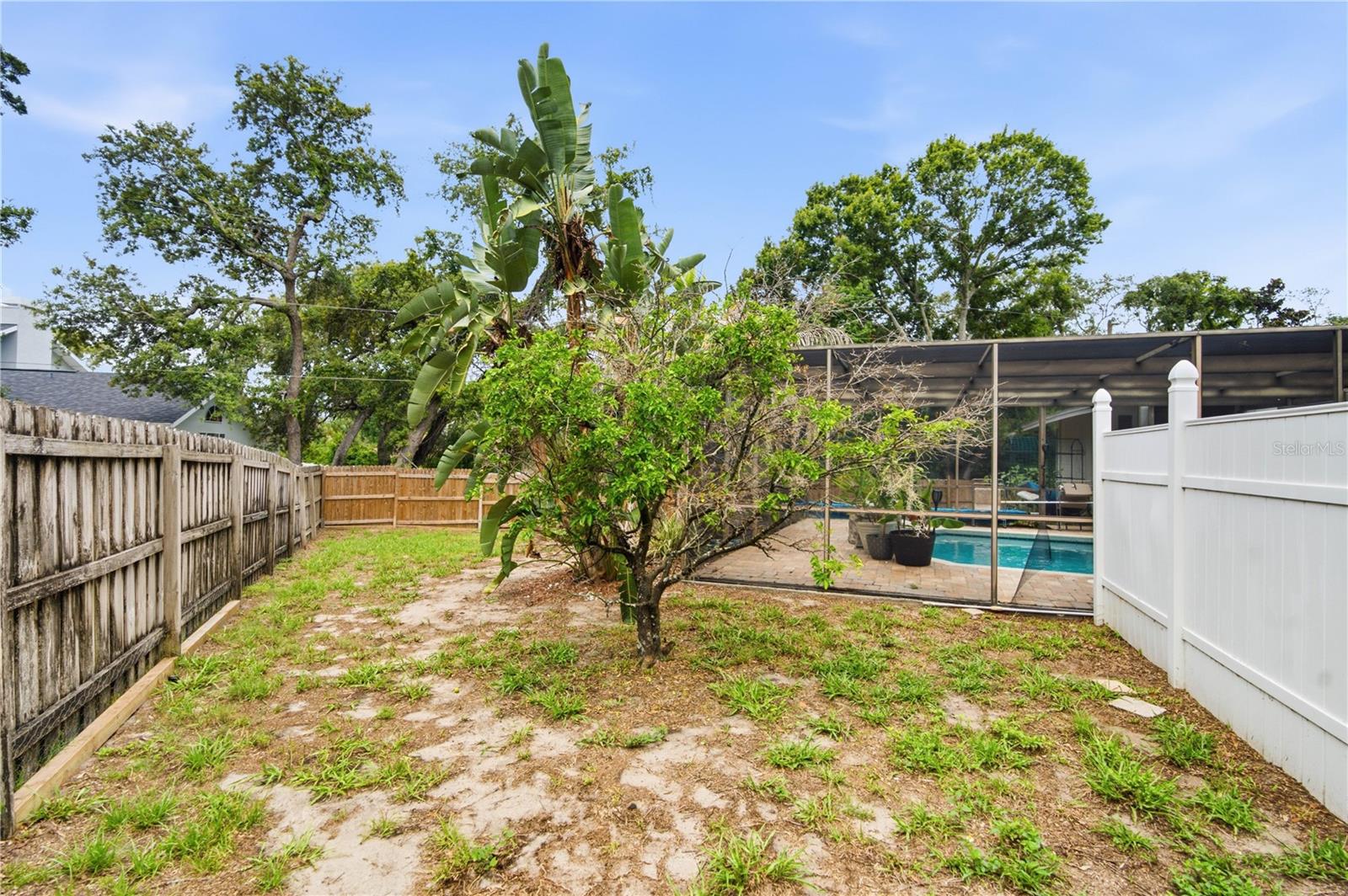 2860 BRIARWOOD LN — photo 10