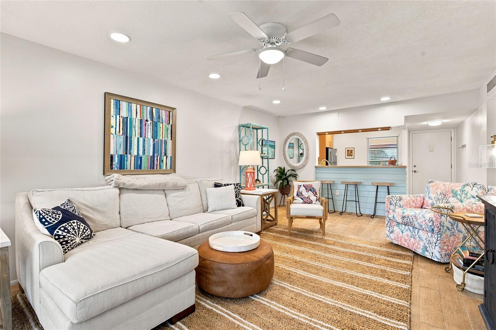 3868 CATALINA DR — photo 10