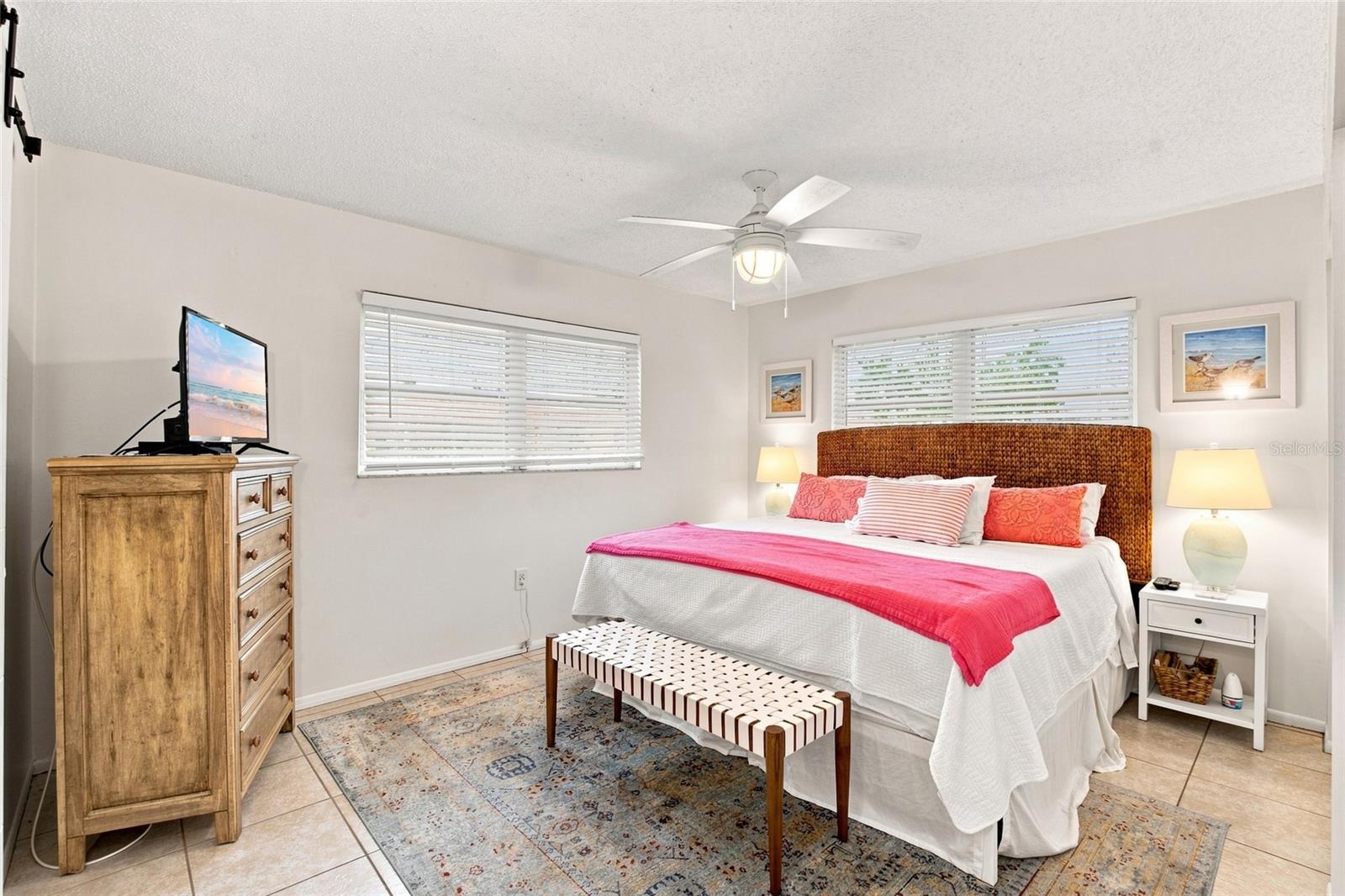 3868 CATALINA DR — photo 14