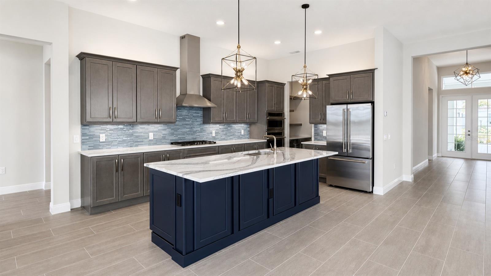 812 BLUE SHELL LOOP — photo 14