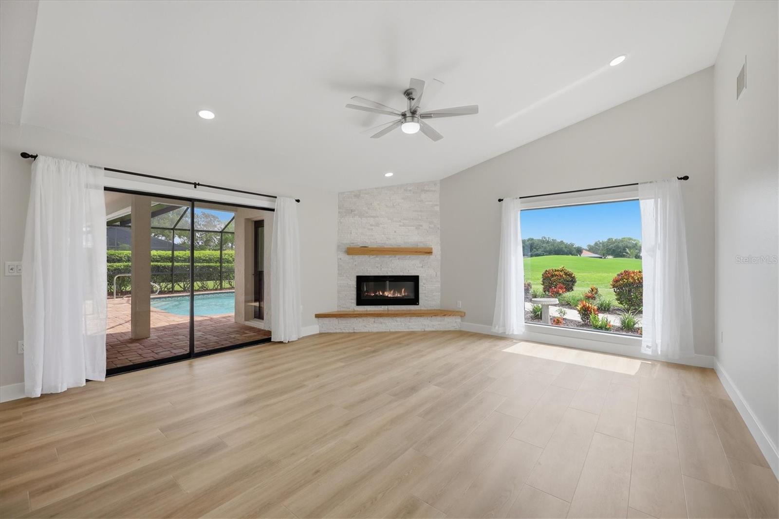 8822 MISTY CREEK DR — photo 20
