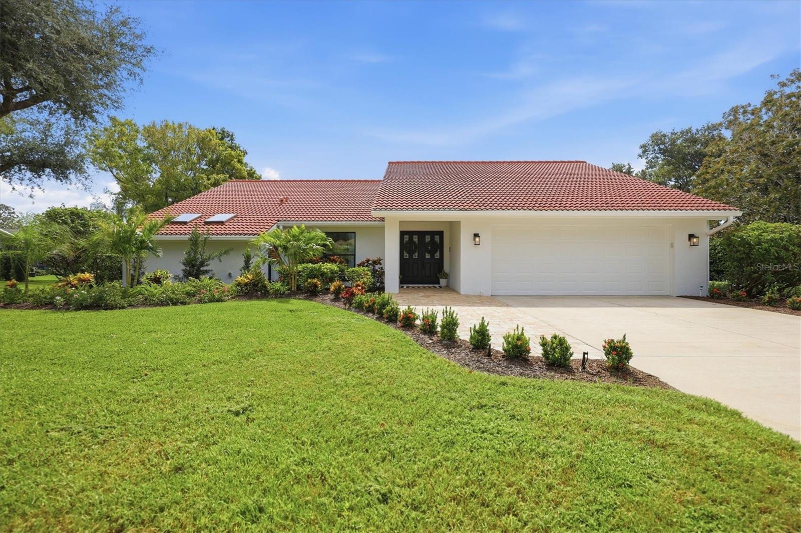 8822 MISTY CREEK DR — photo 3