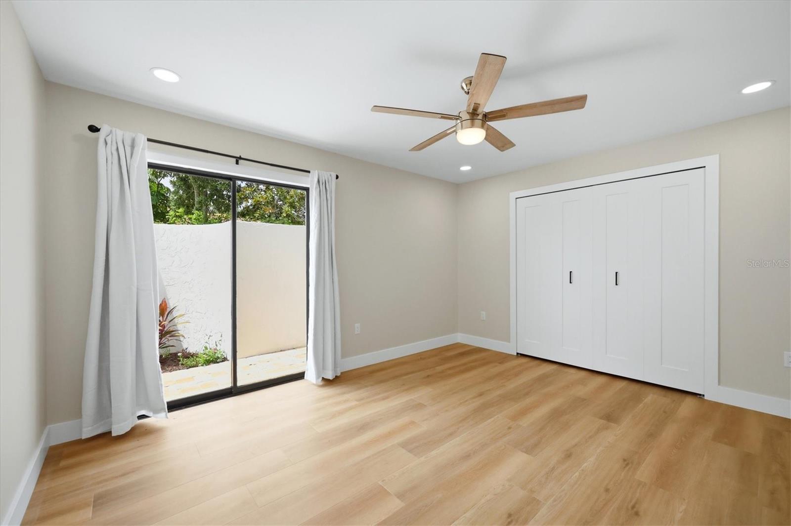 8822 MISTY CREEK DR — photo 40
