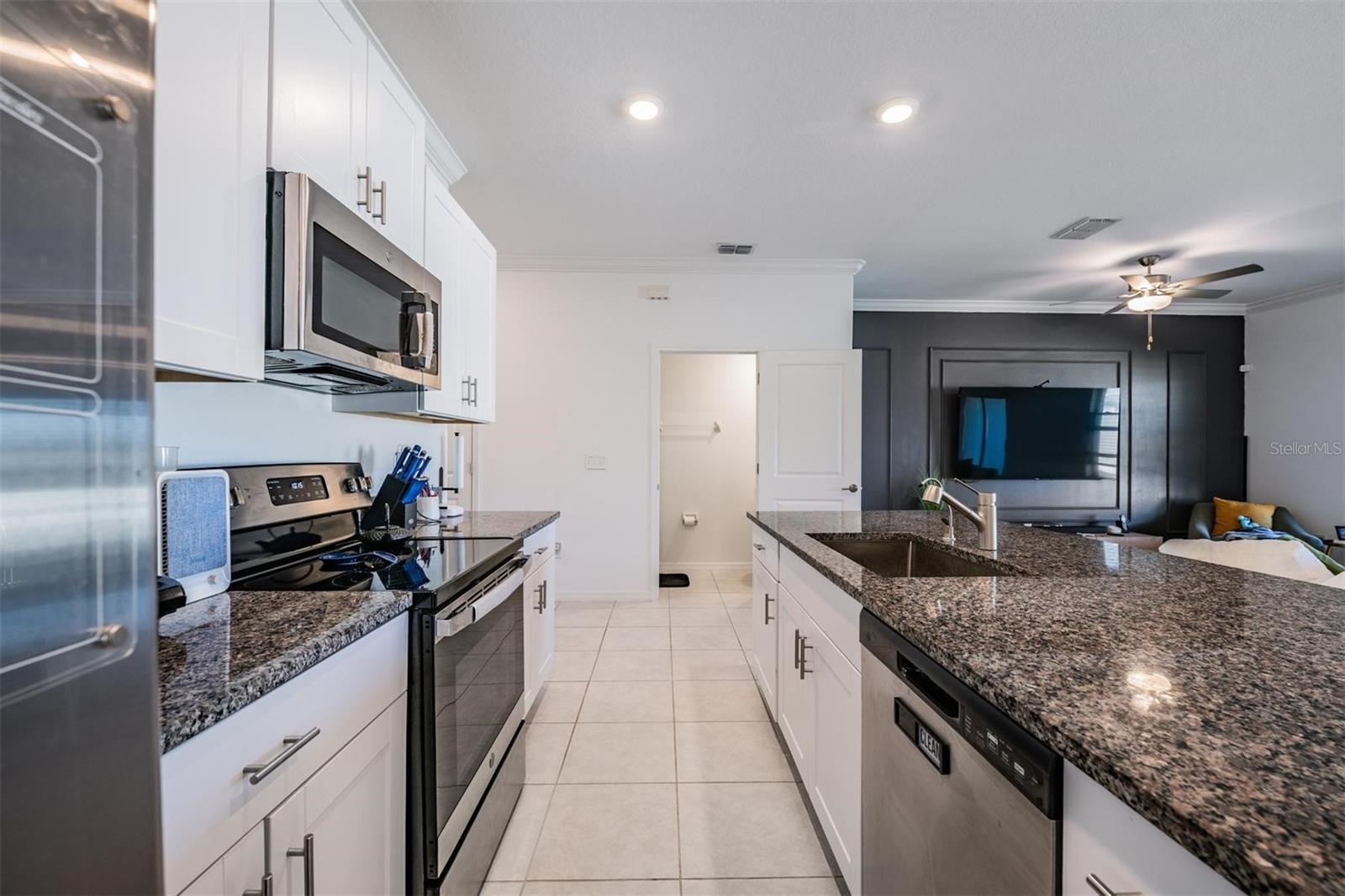 9661 ASHWORTH PL — photo 13