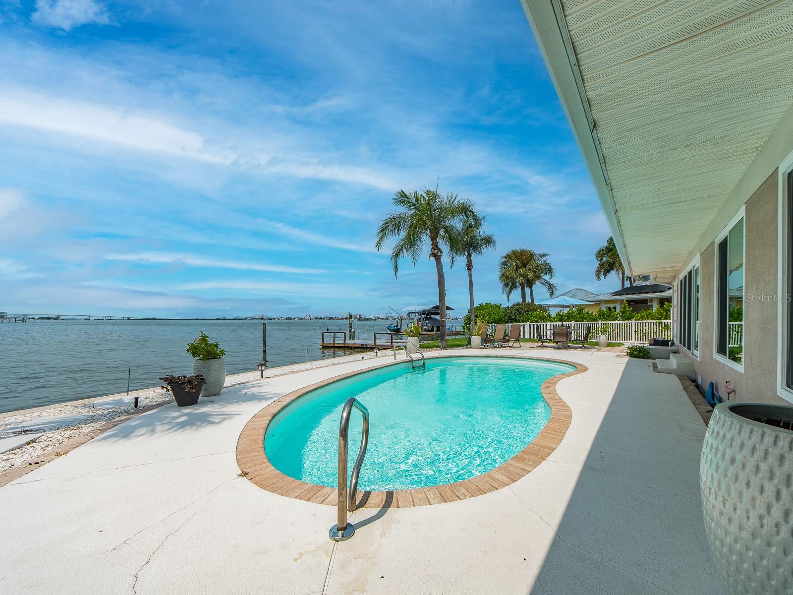 1826 VENETIAN POINT DR — photo 34