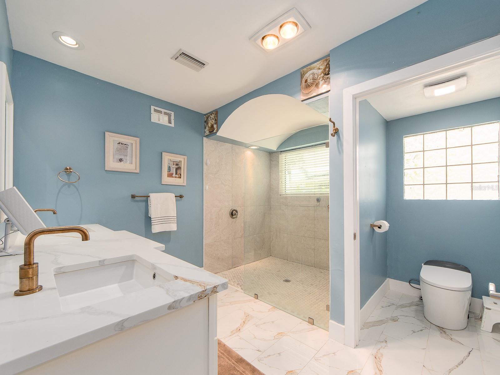 1826 VENETIAN POINT DR — photo 23