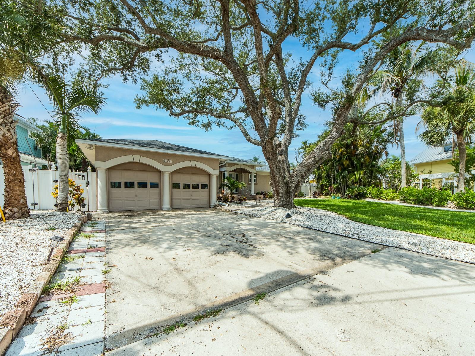 1826 VENETIAN POINT DR — photo 2