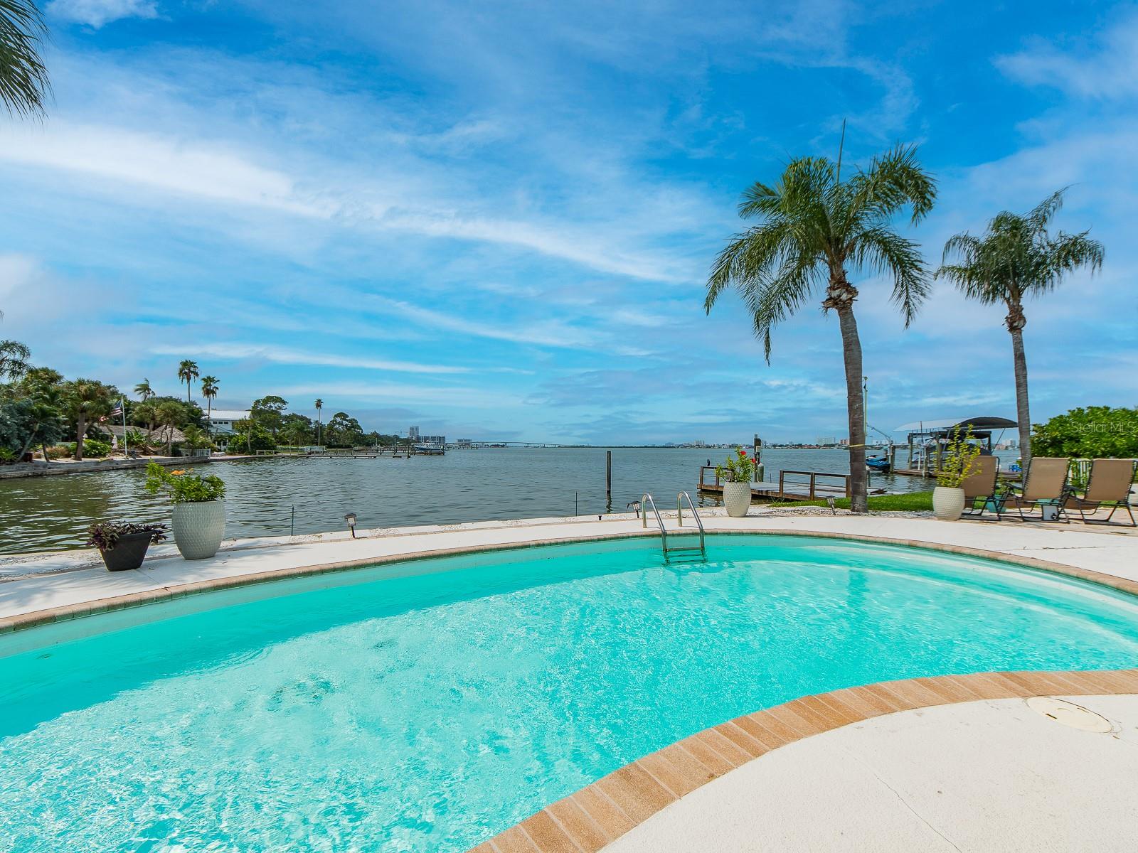 1826 VENETIAN POINT DR — photo 35