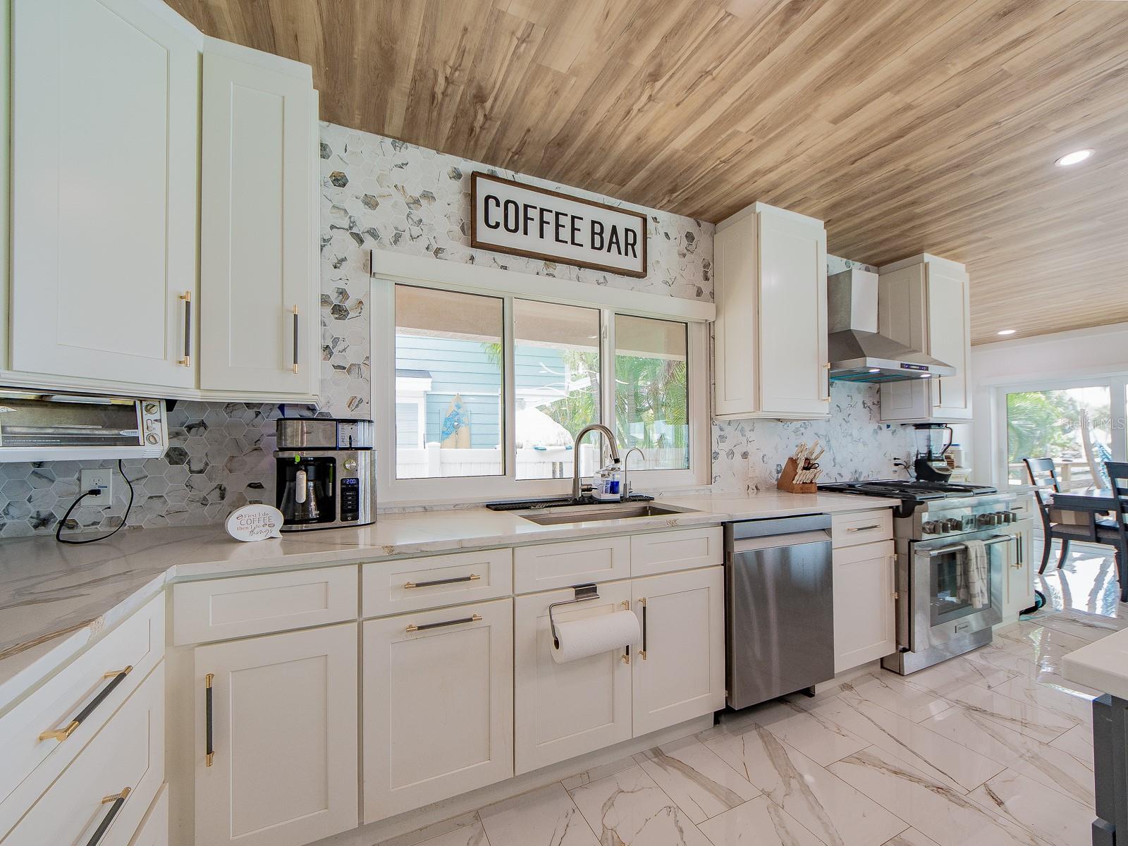 1826 VENETIAN POINT DR — photo 14