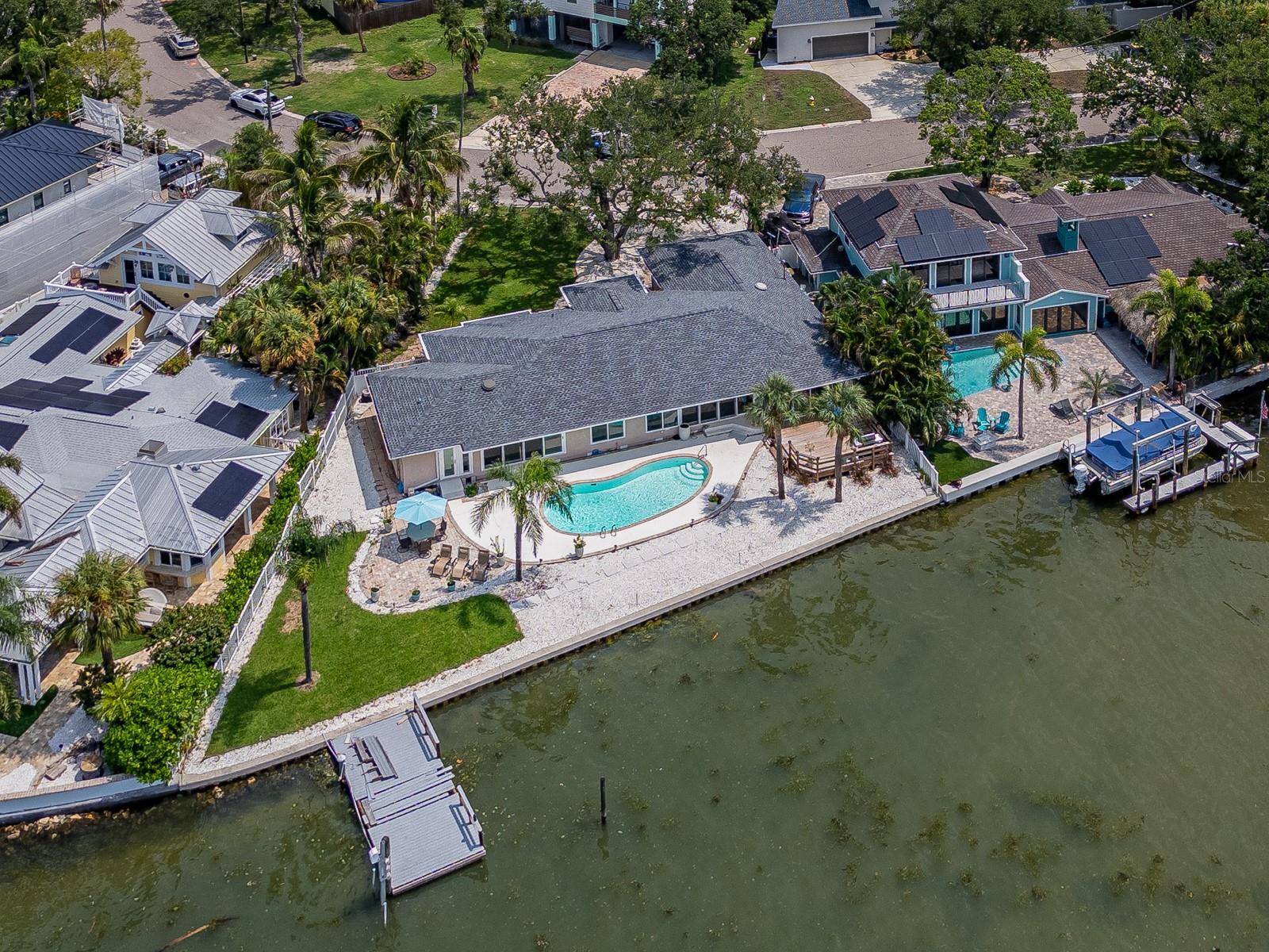1826 VENETIAN POINT DR — photo 47