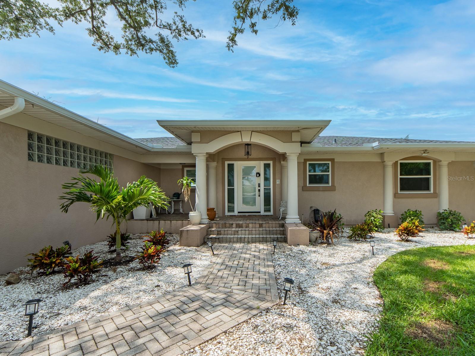 1826 VENETIAN POINT DR — photo 4