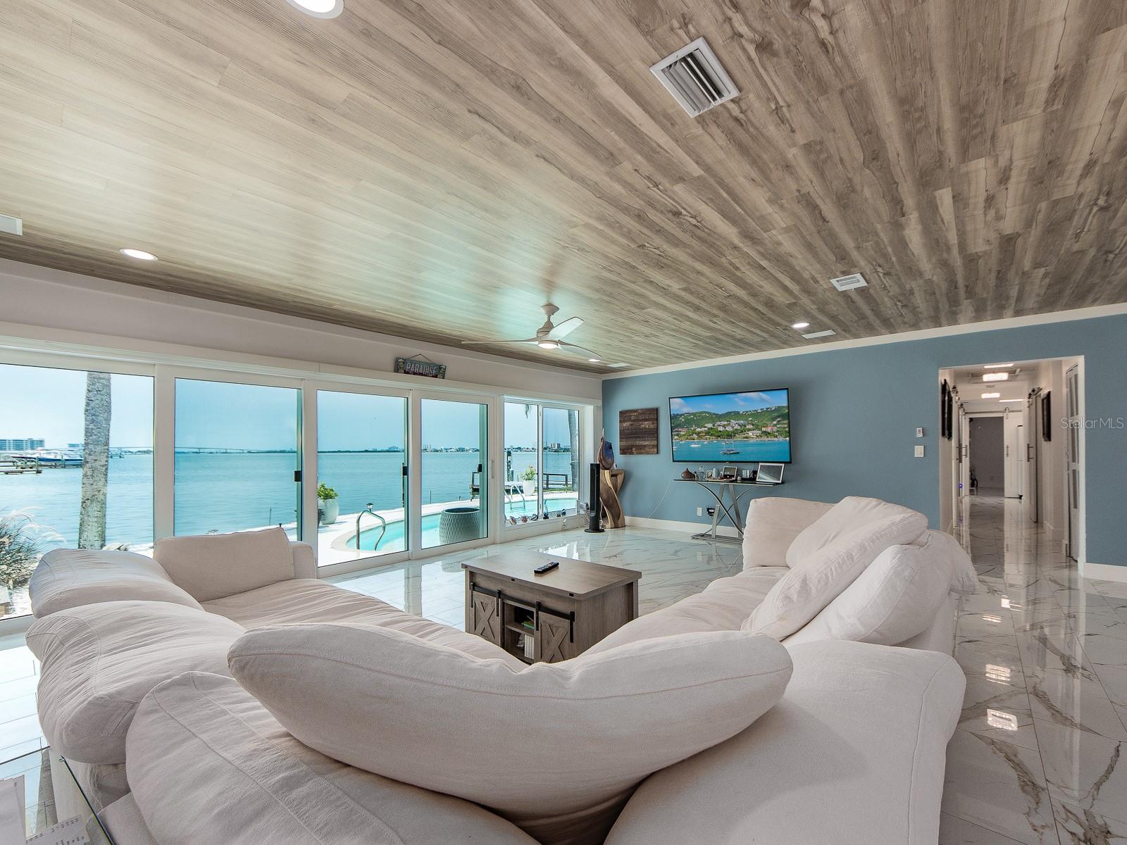 1826 VENETIAN POINT DR — photo 11