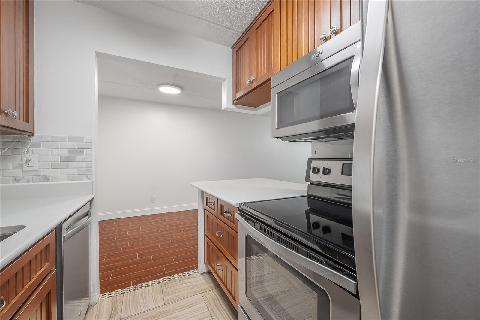 3325 BAYSHORE BLVD #A17 — photo 9