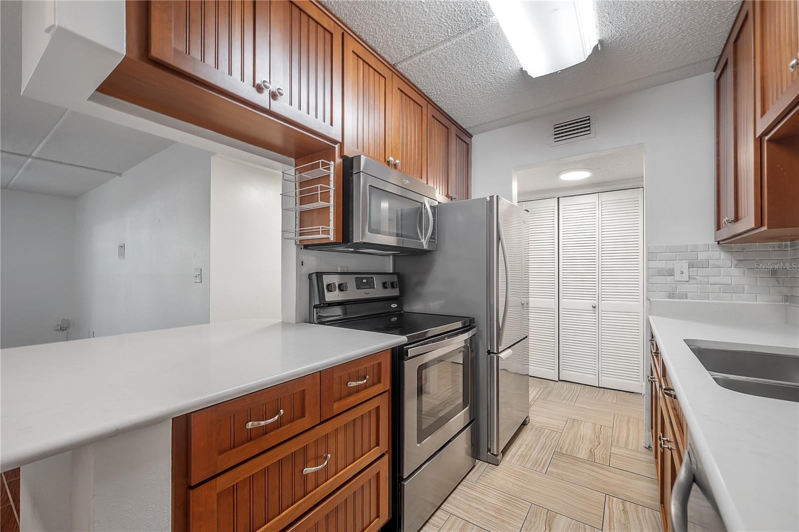 3325 BAYSHORE BLVD #A17 — photo 13
