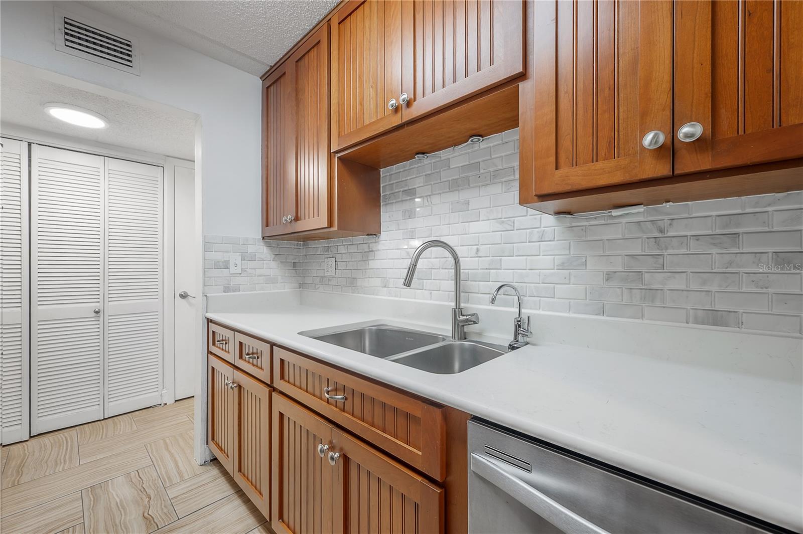 3325 BAYSHORE BLVD #A17 — photo 12