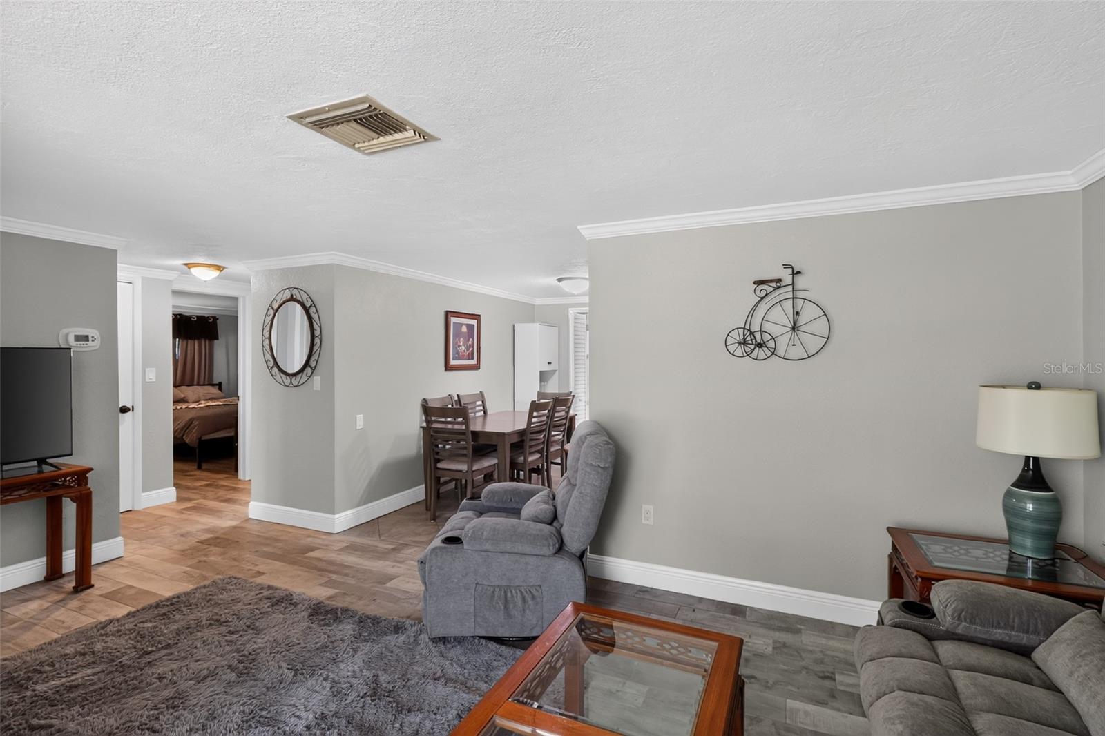 7212 WEDGEWOOD DR — photo 14