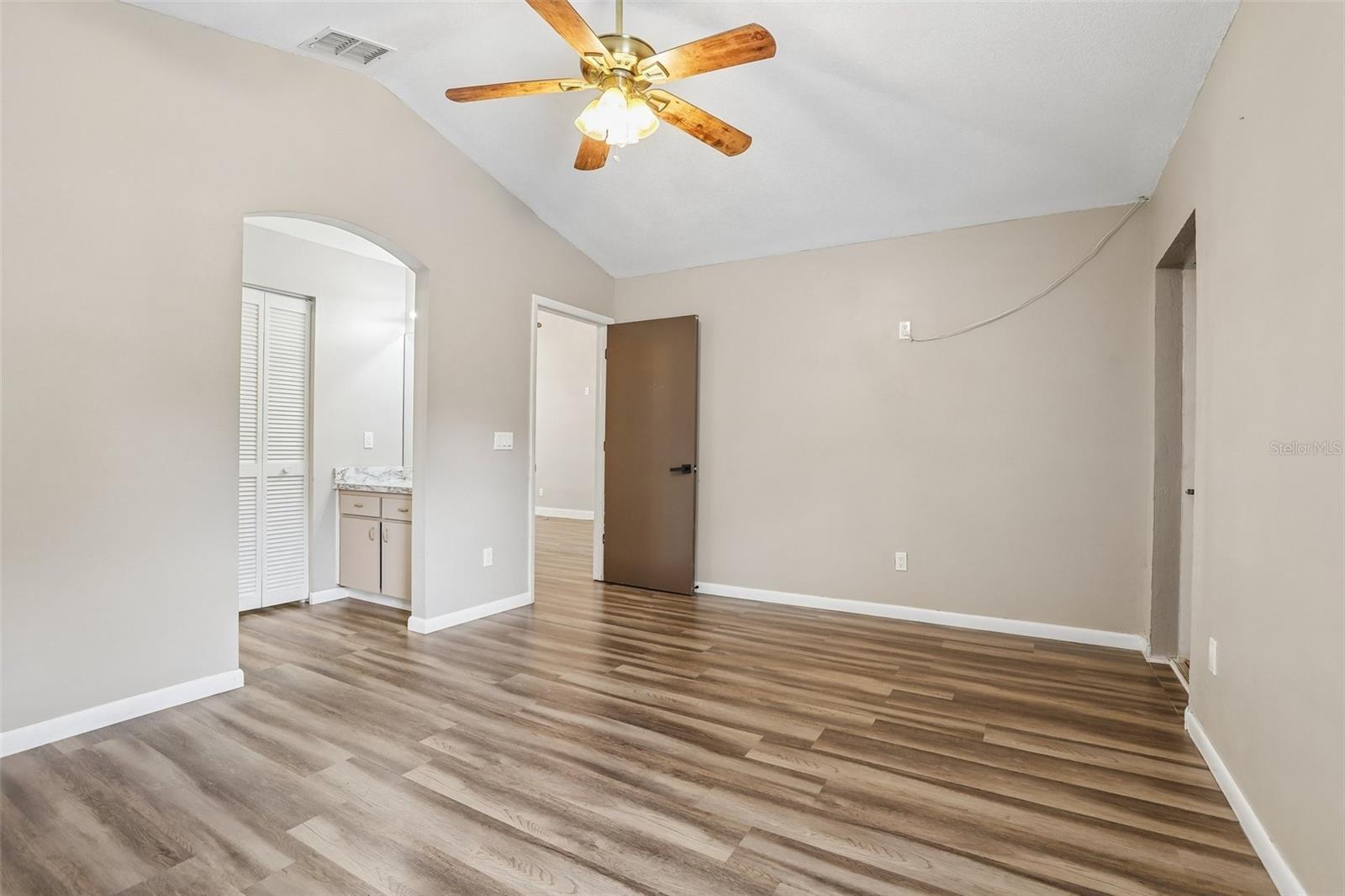 8711 BUSCH OAKS ST — photo 9