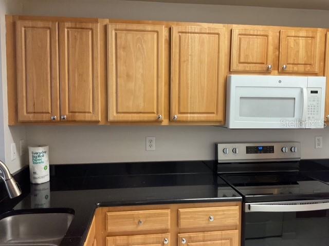 5711 BENTGRASS DR #19-211 — photo 12