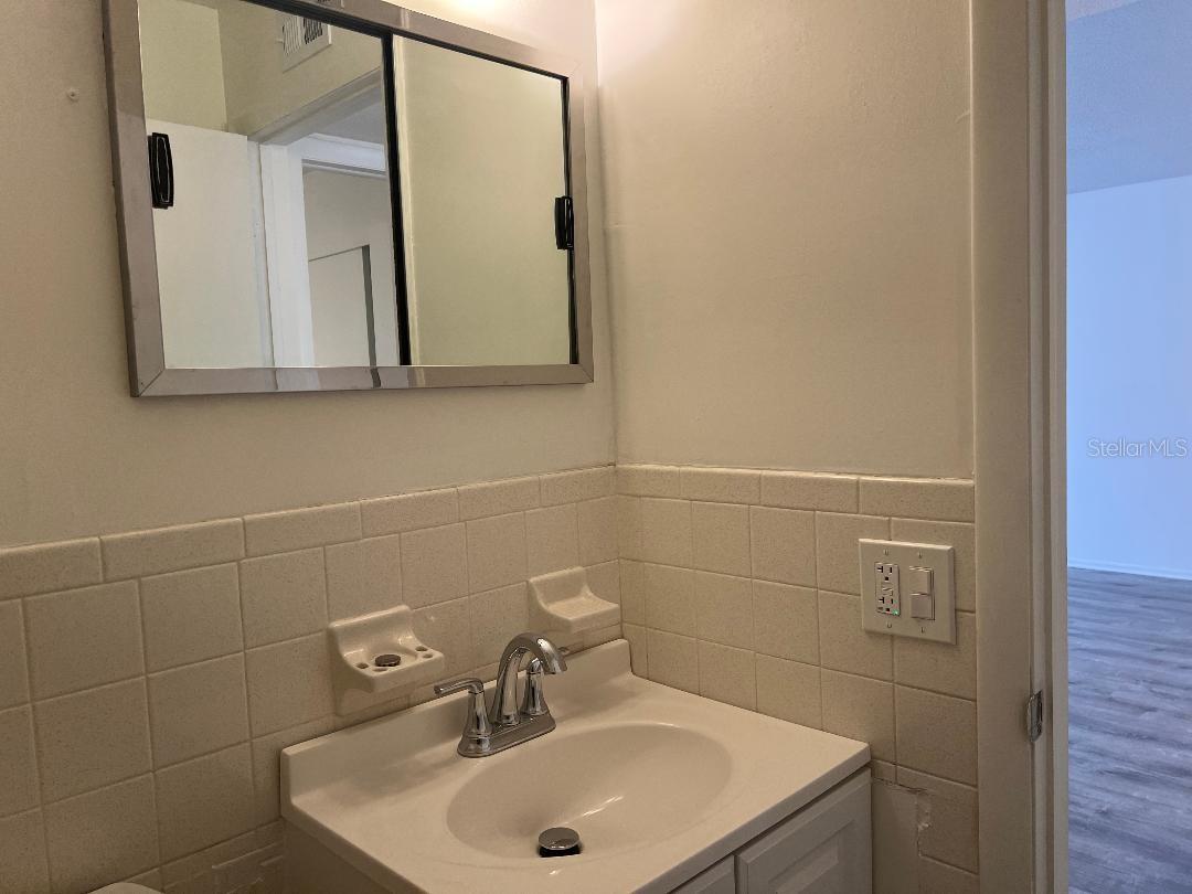 2429 ECUADORIAN WAY #47 — photo 11