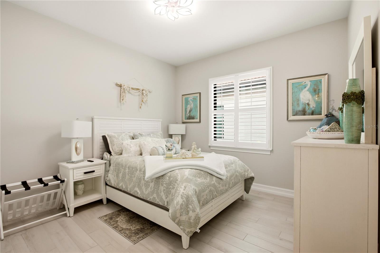 617 MARAVIYA BLVD — photo 35