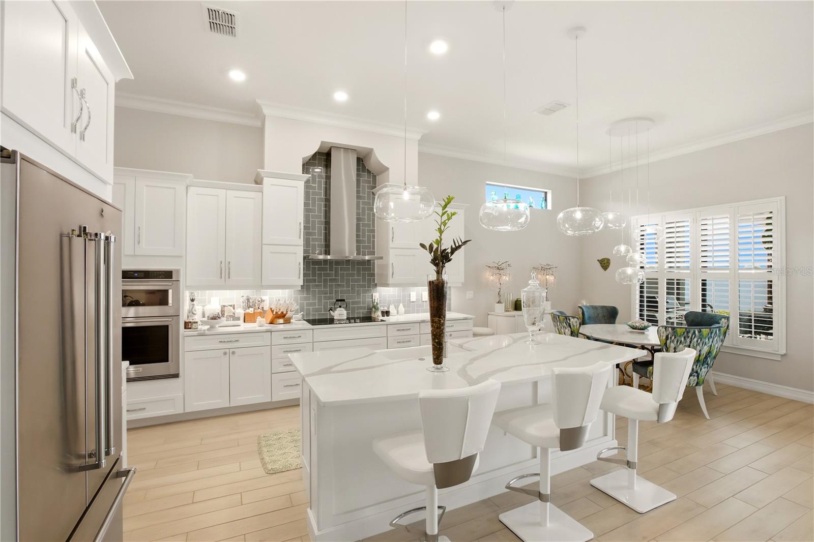 617 MARAVIYA BLVD — photo 12